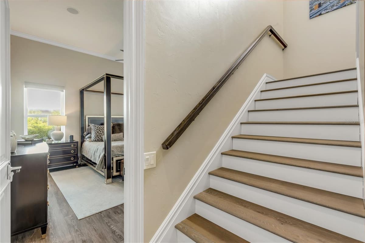 417 QUAY ASSISI — photo 55 of 100