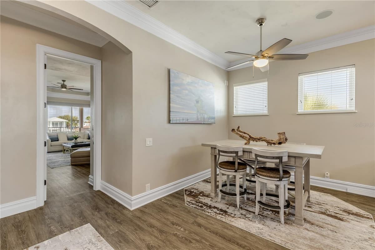 417 QUAY ASSISI — photo 57 of 100