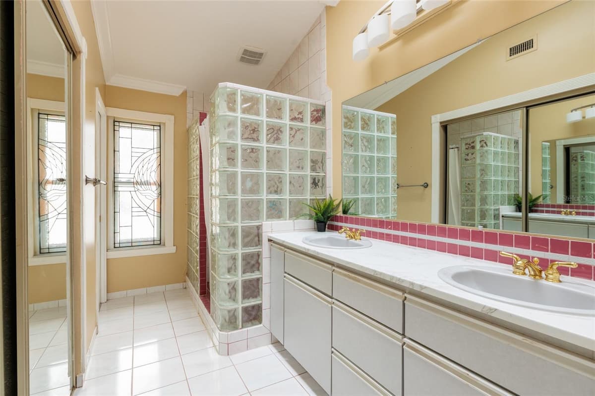 1750 LAKE CYPRESS DRIVE — photo 29 of 45