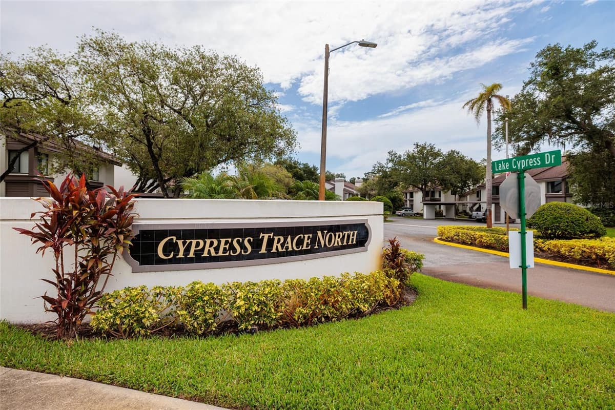 1750 LAKE CYPRESS DRIVE — photo 42 of 45