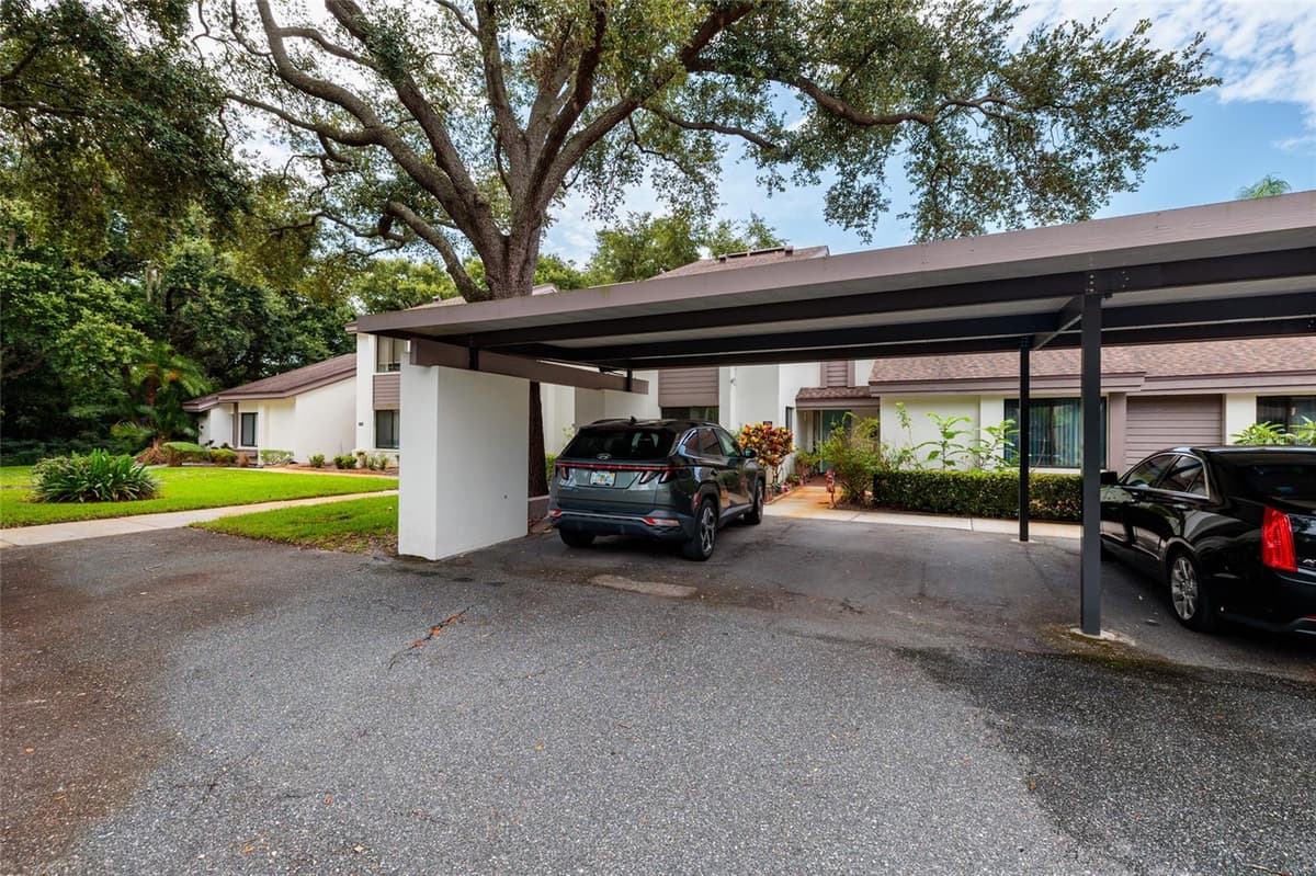 1750 LAKE CYPRESS DRIVE — photo 34 of 45