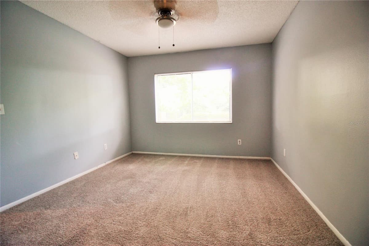 660 KENWICK CIRCLE — photo 10 of 17