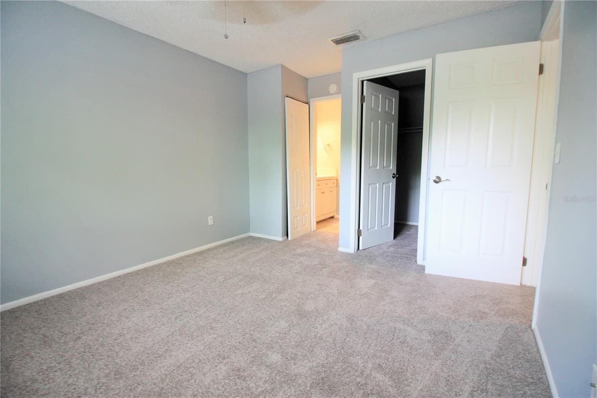 660 KENWICK CIRCLE — photo 11 of 17