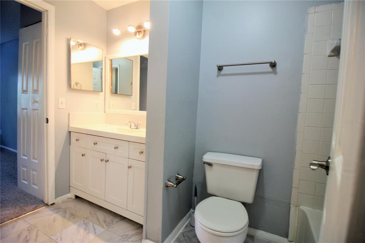 660 KENWICK CIRCLE — photo 8 of 17