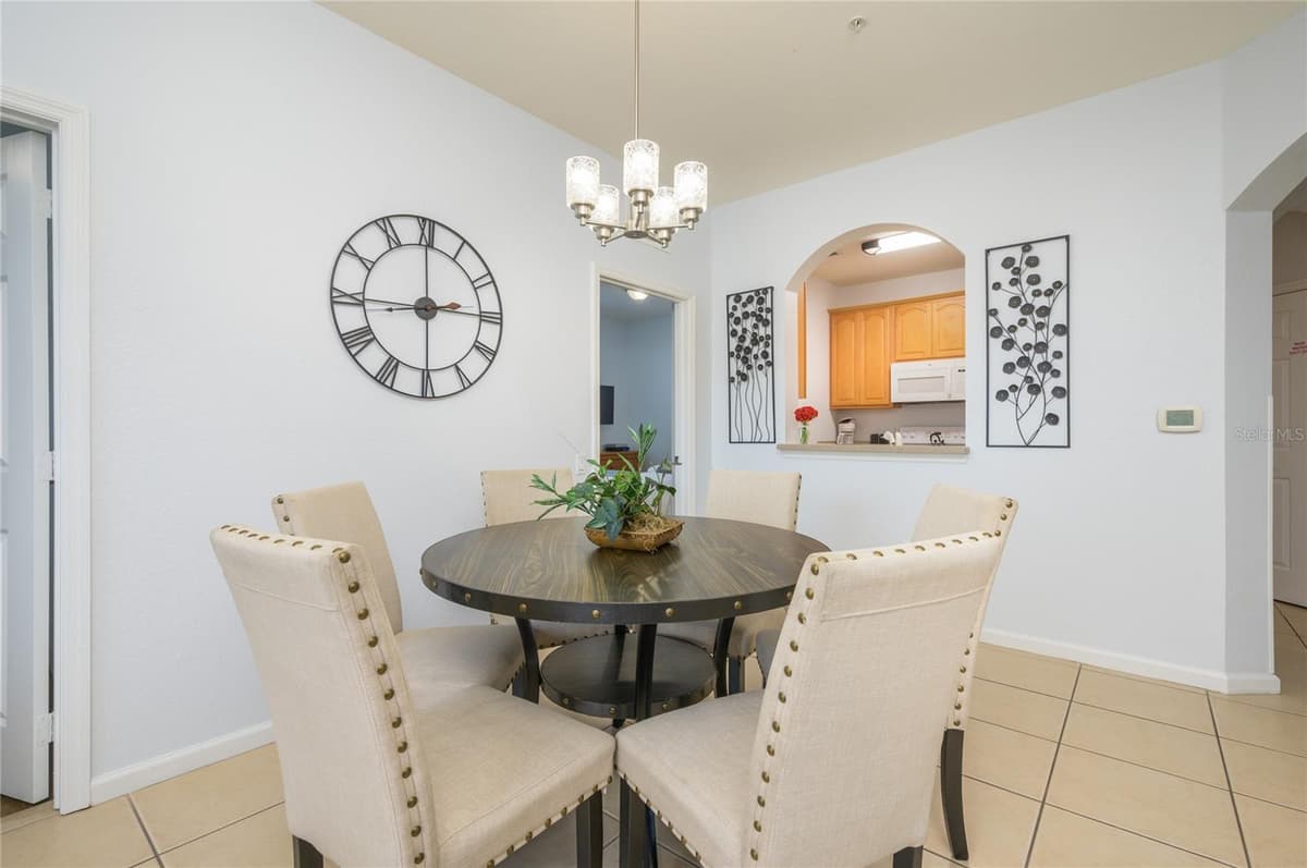 4862 CAYVIEW AVENUE — photo 8 of 45