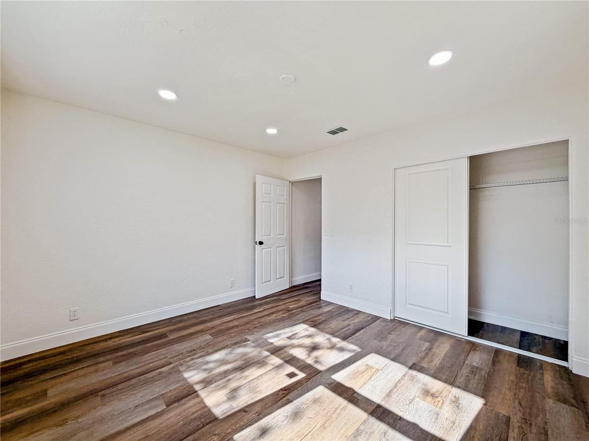 14418 GRAND HIGHWAY — photo 12 of 27