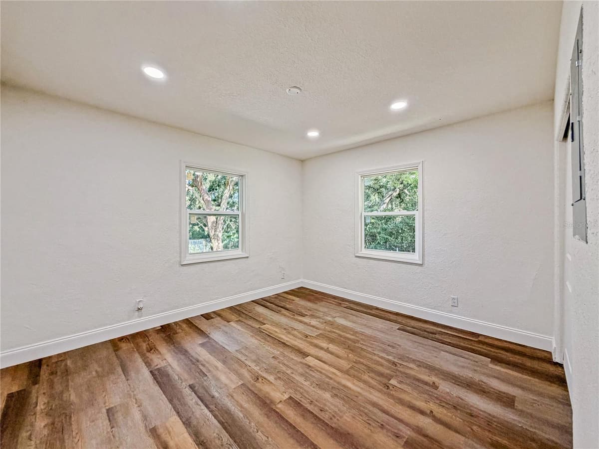 14418 GRAND HIGHWAY — photo 9 of 27
