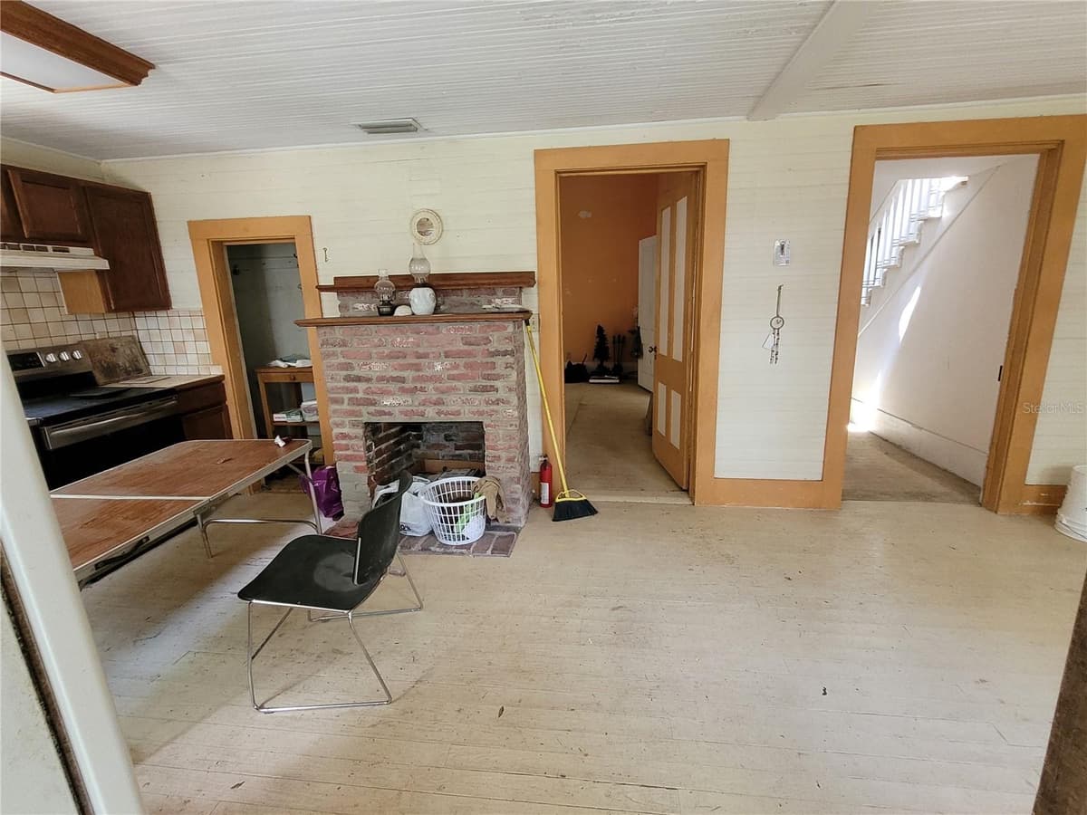 801 1ST STREET — photo 8 of 21