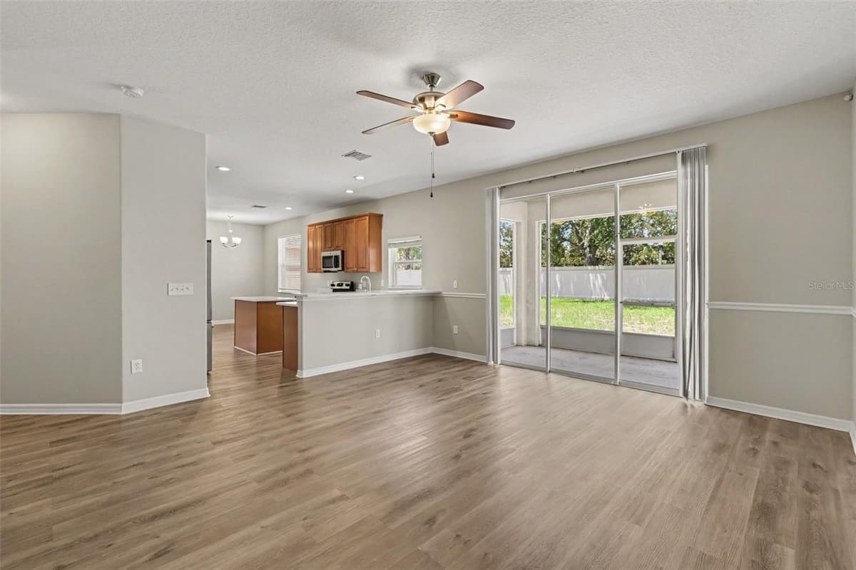 5729 SWEET WILLIAM TERRACE — photo 8 of 31