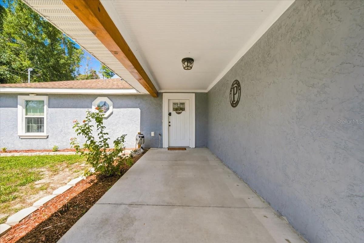 12327 MILLINGTON AVENUE — photo 12 of 51