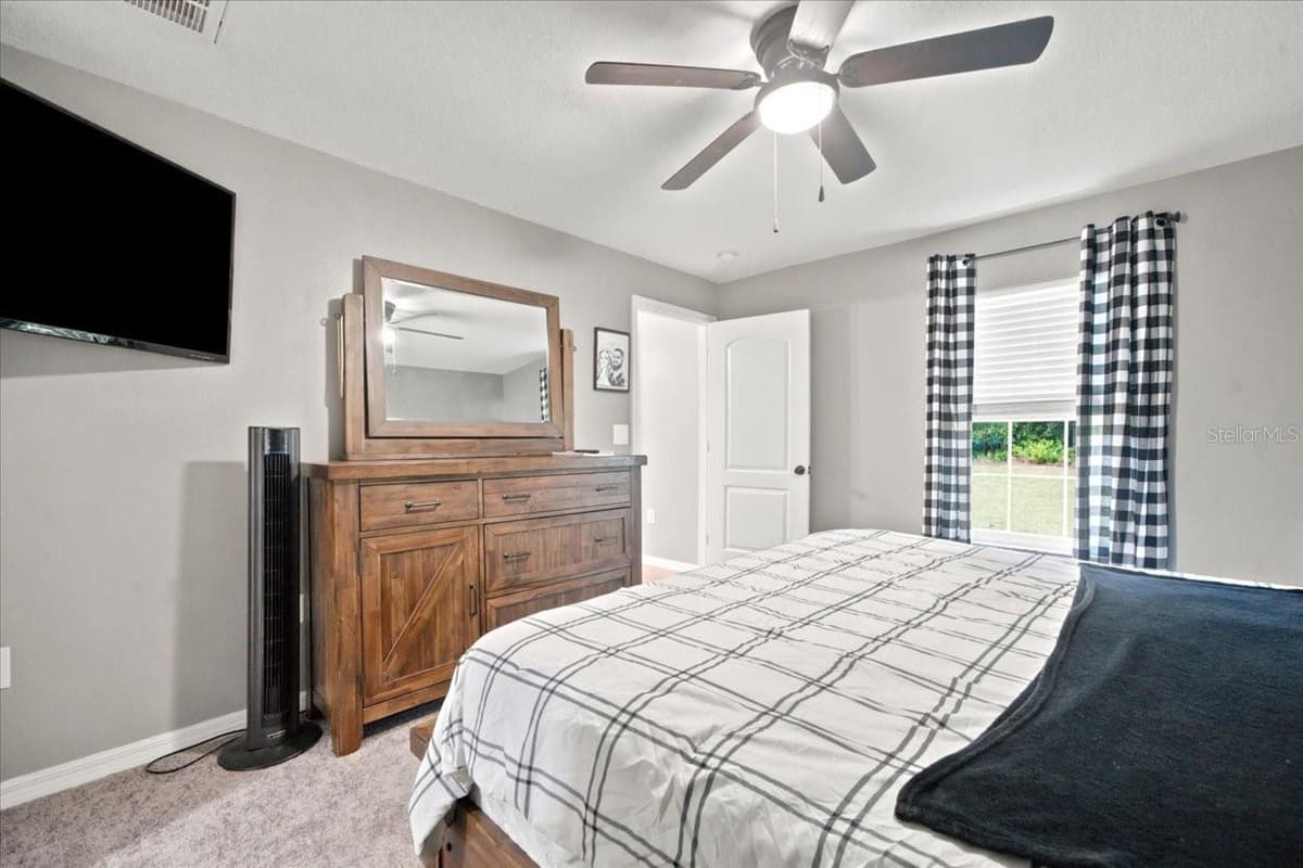 12327 MILLINGTON AVENUE — photo 33 of 51