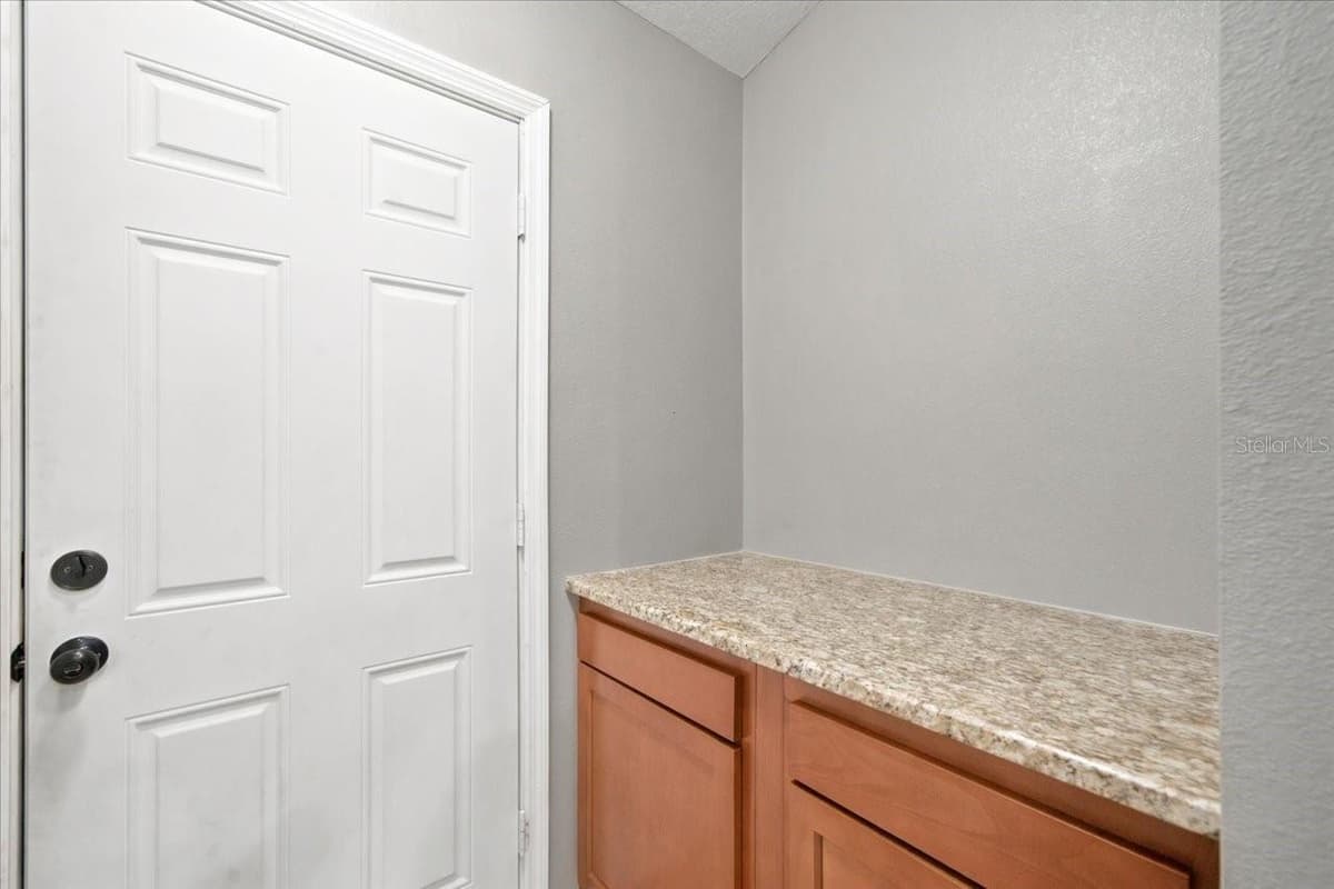 12327 MILLINGTON AVENUE — photo 46 of 51