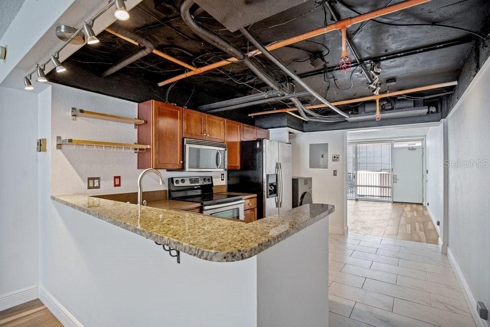 151 WASHINGTON STREET — photo 12 of 59