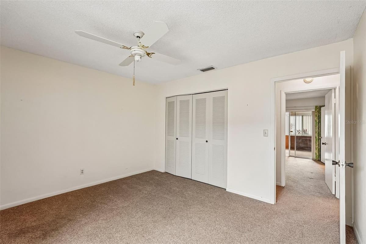 1329 NEW BEDFORD DRIVE — photo 19 of 45