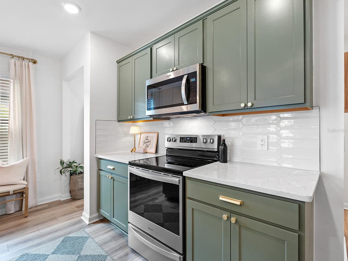 6524 SILVERSTAR DRIVE — photo 16 of 39