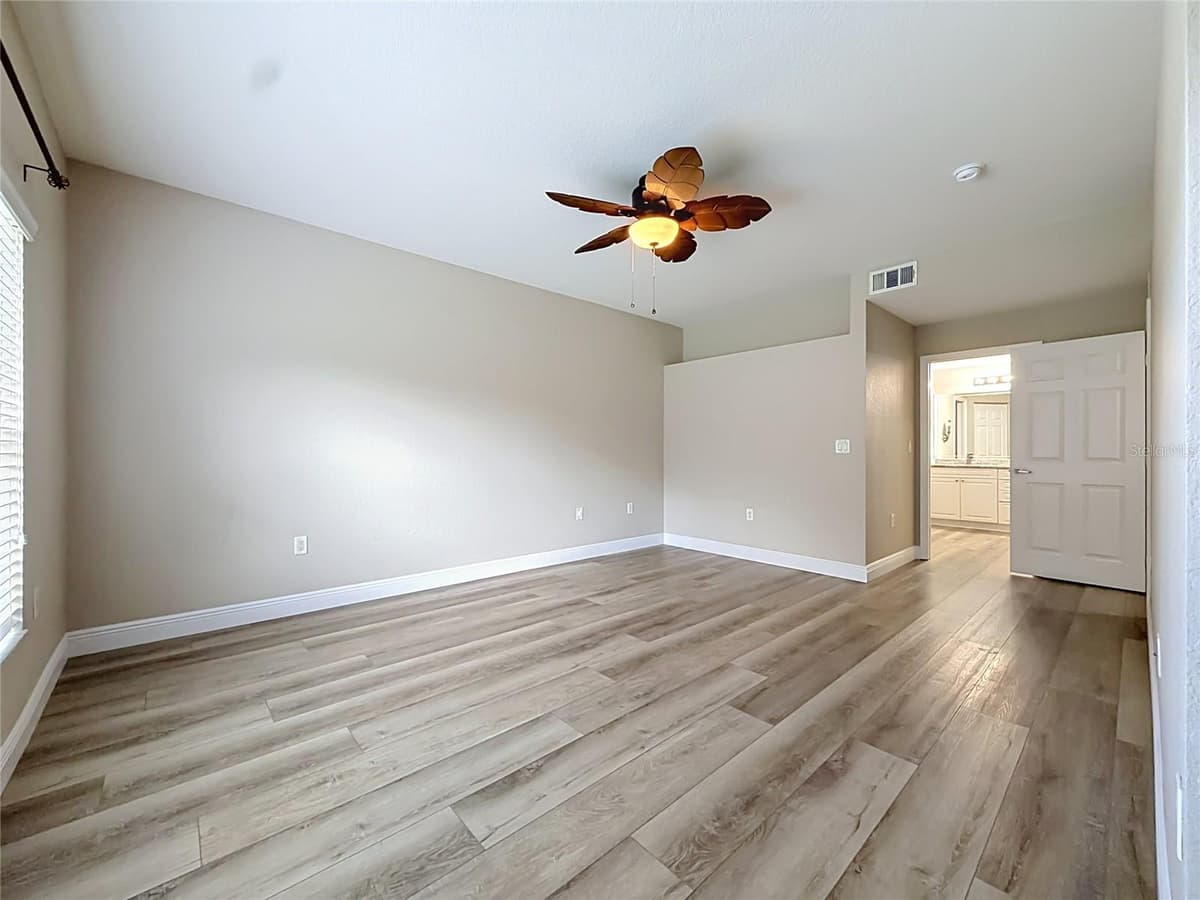 5281 BOWLINE COURT — photo 20 of 53