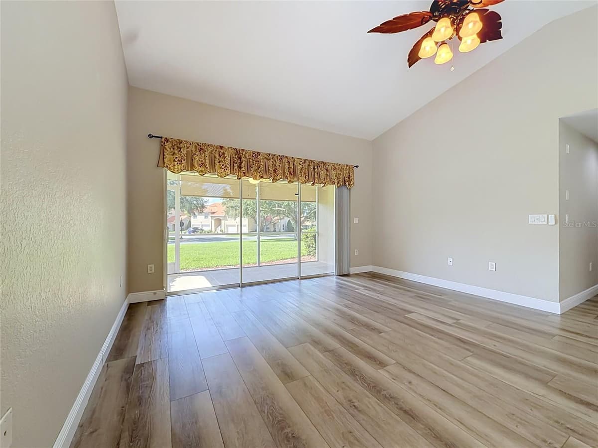 5281 BOWLINE COURT — photo 13 of 53