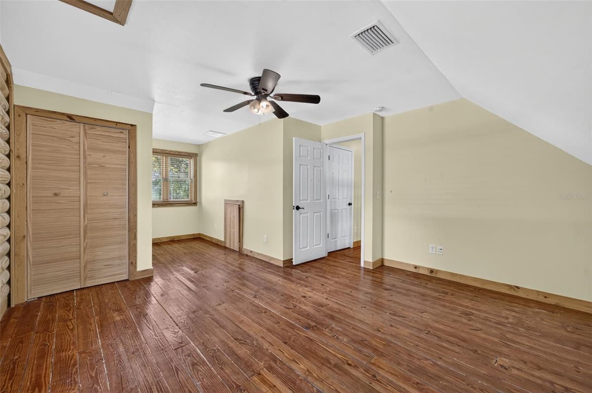 1223 SUTTON TRAIL — photo 33 of 53