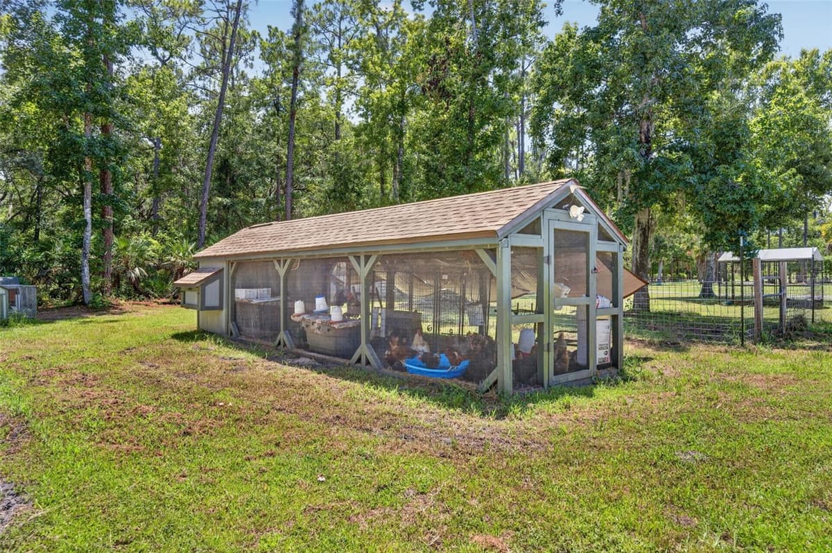 1223 SUTTON TRAIL — photo 40 of 53