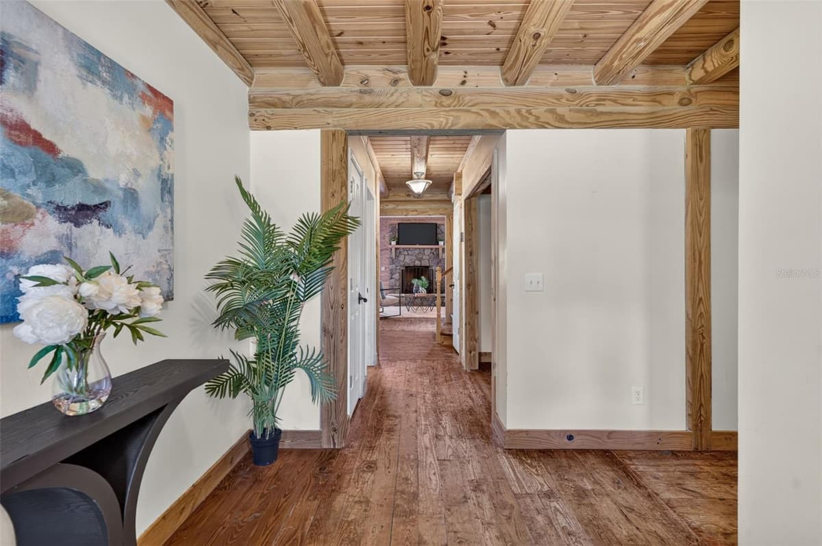 1223 SUTTON TRAIL — photo 9 of 53