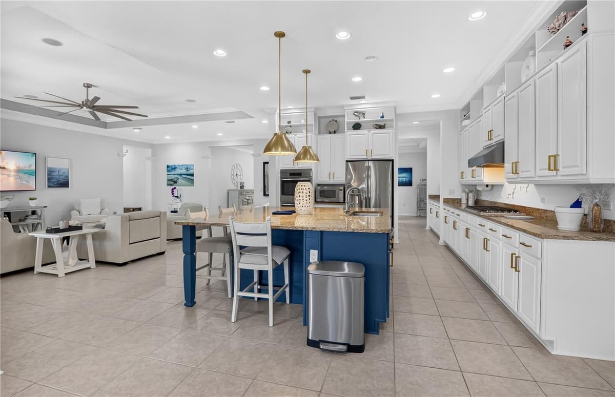 1744 BELLA LAGO DRIVE — photo 8 of 45