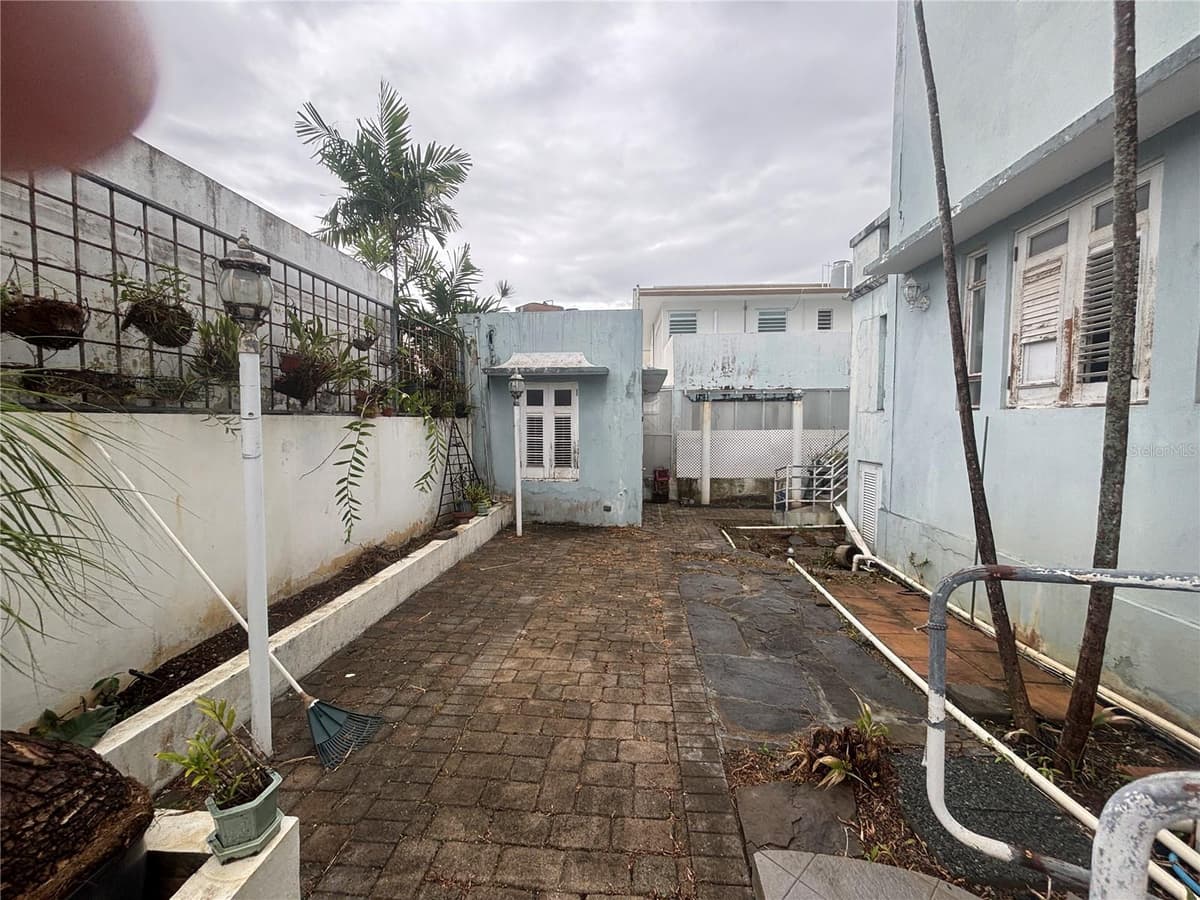 503 CALLE BARBÉ — photo 31 of 36