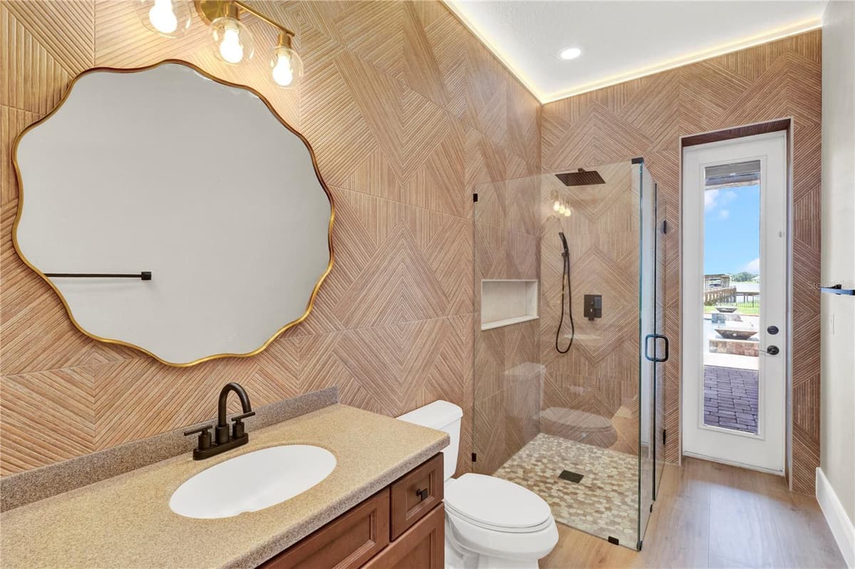 7720 FICQUETTE ROAD — photo 36 of 41