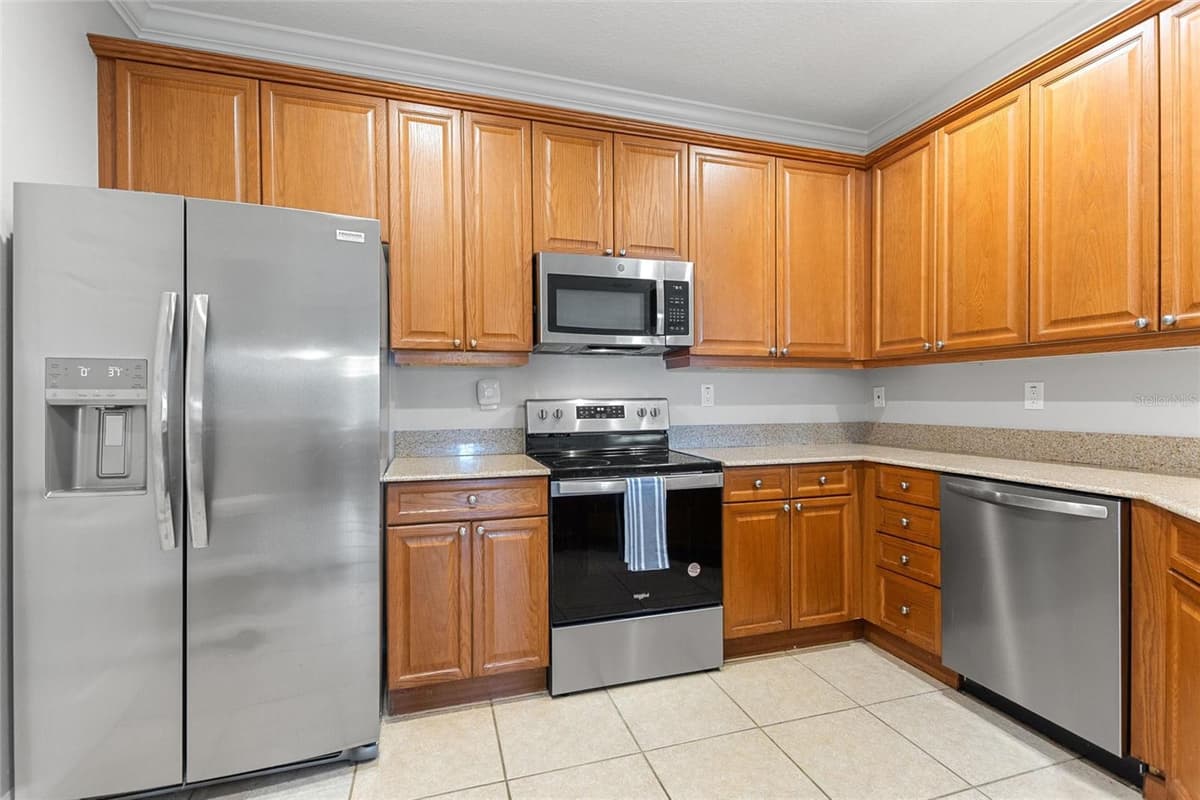 11564 MIZZON DRIVE — photo 12 of 47