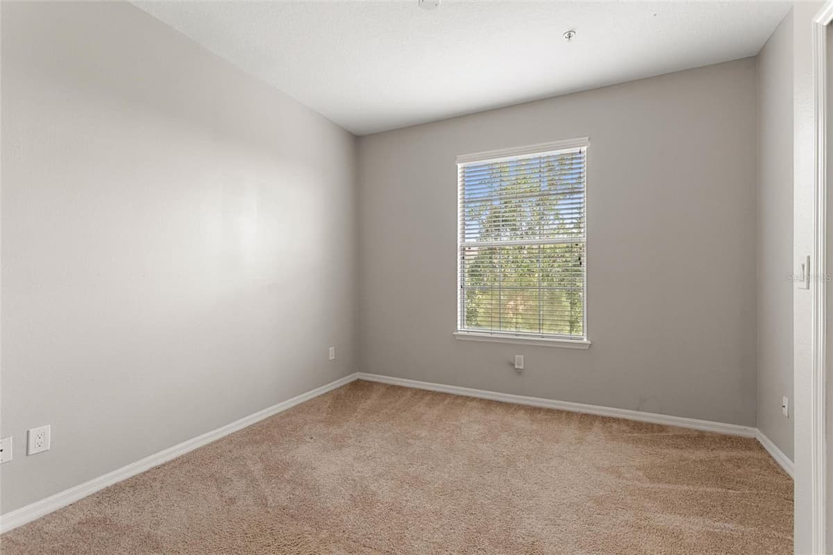 11564 MIZZON DRIVE — photo 22 of 47