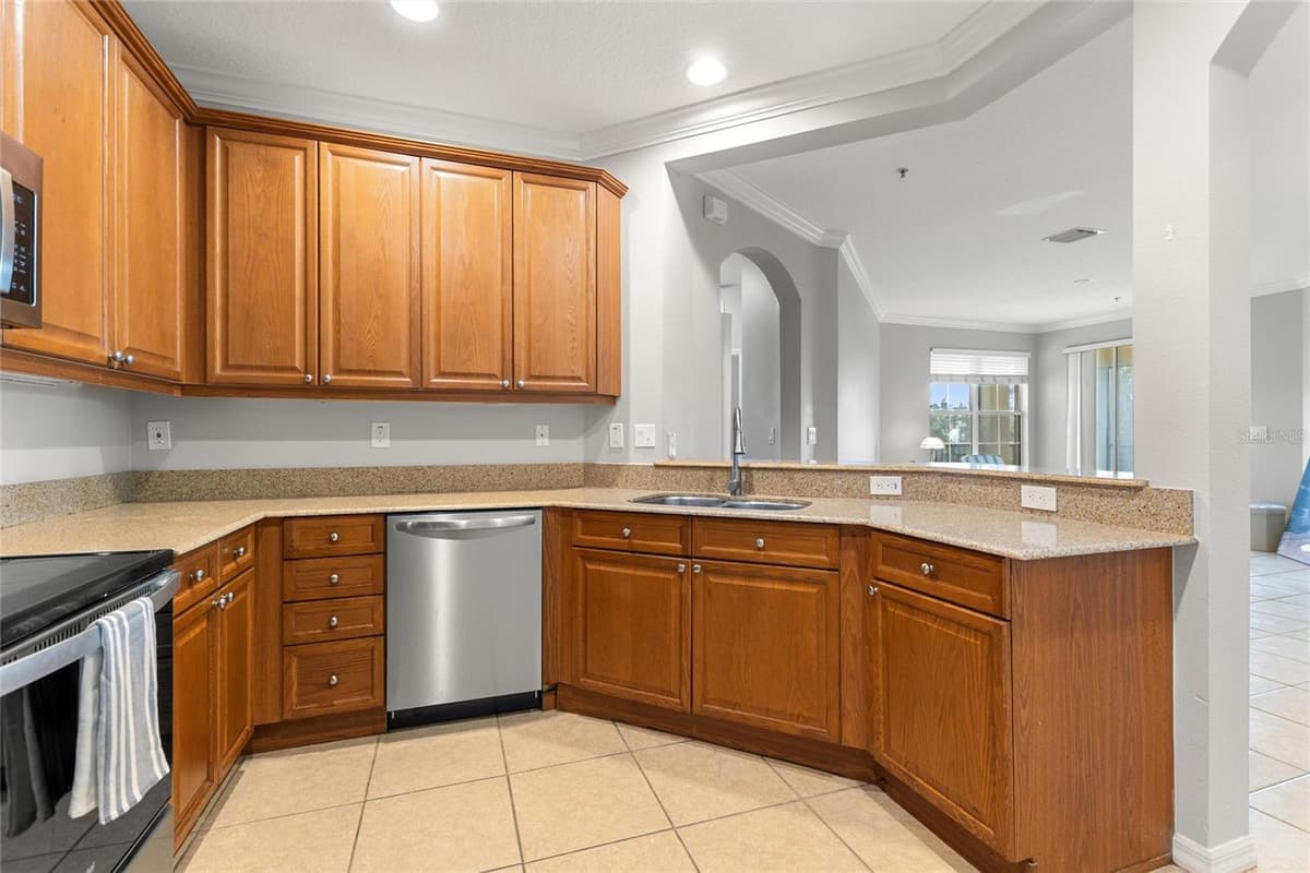 11564 MIZZON DRIVE — photo 13 of 47