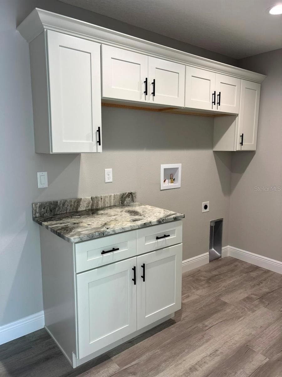 4888 MAVERICK COURT — photo 16 of 37