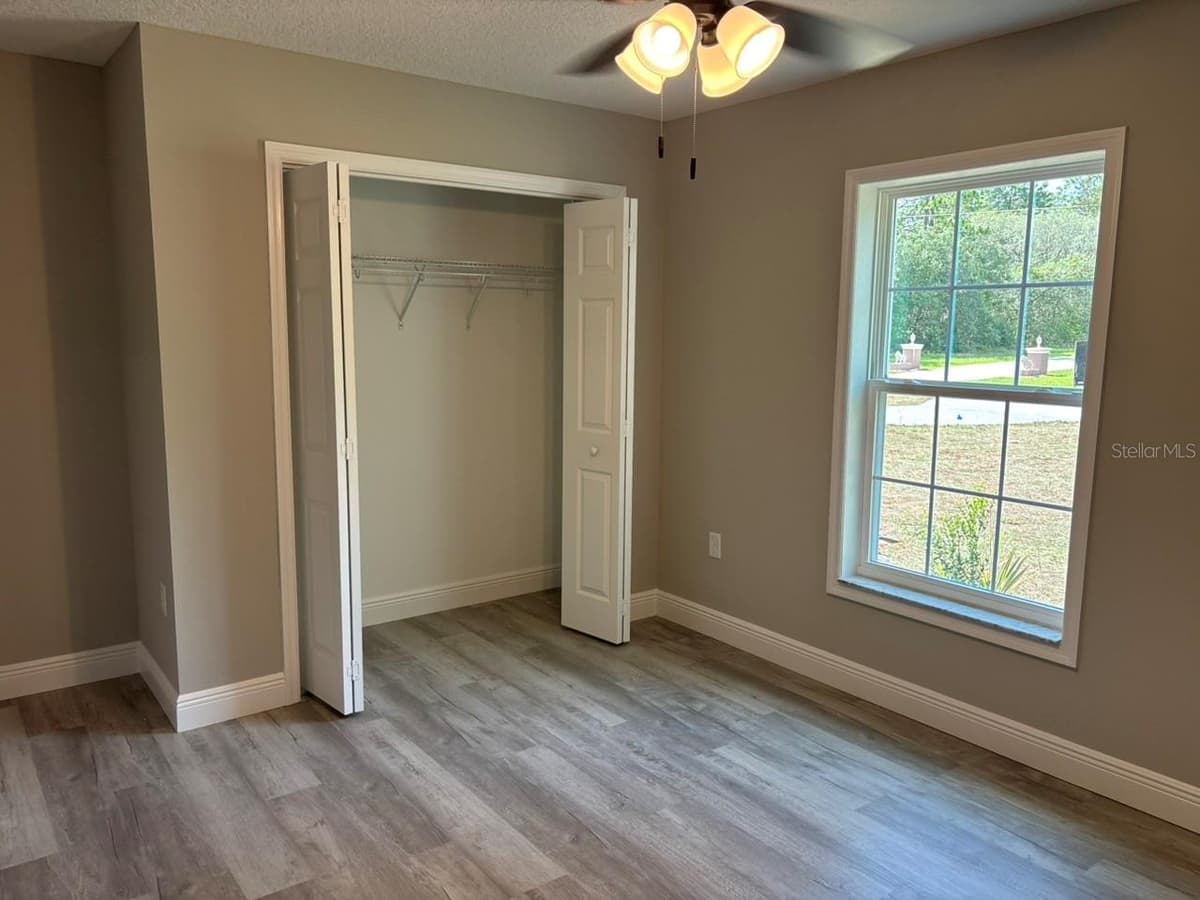 4888 MAVERICK COURT — photo 33 of 37