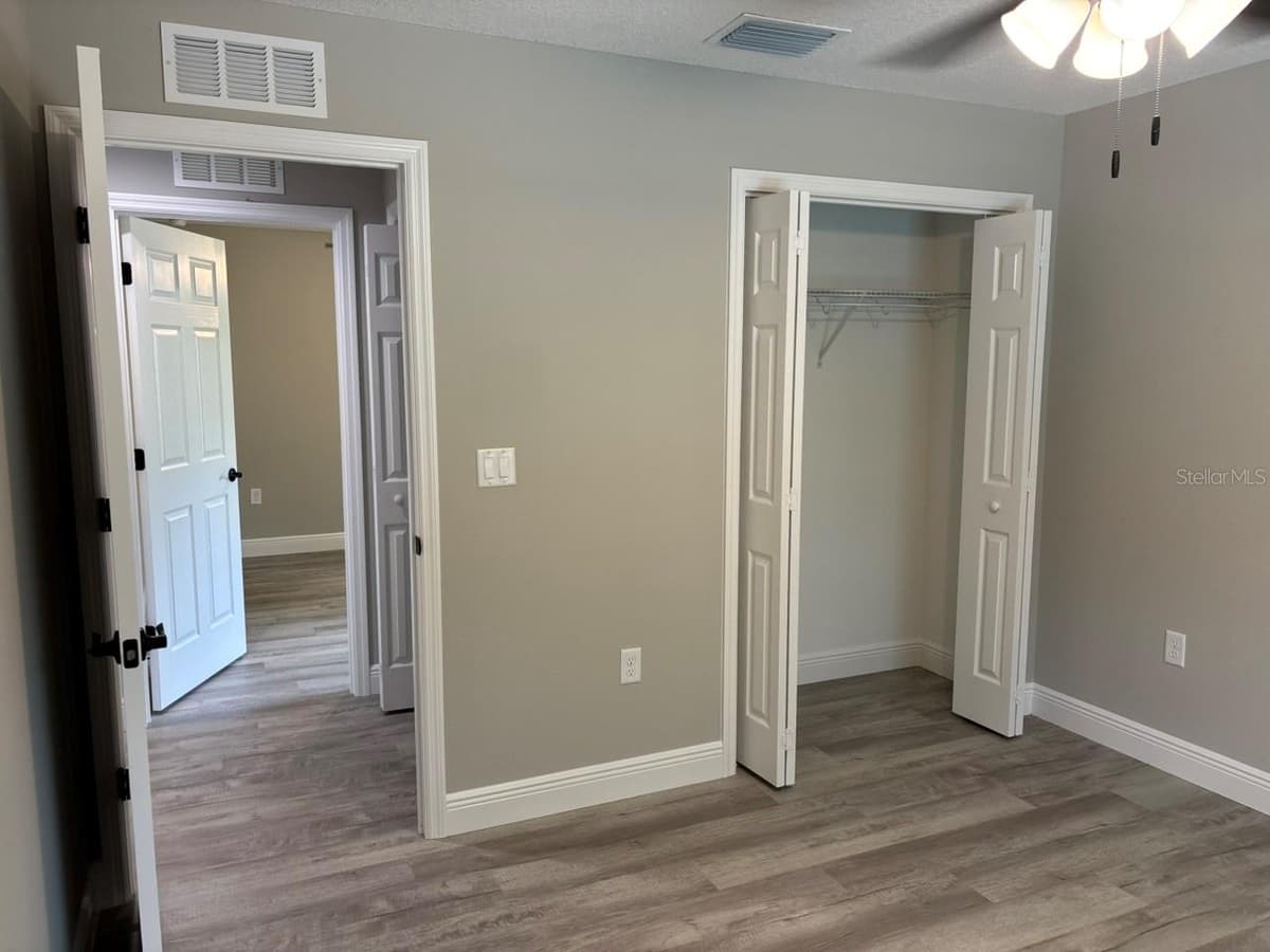 4888 MAVERICK COURT — photo 29 of 37