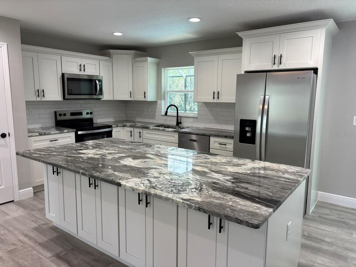 4888 MAVERICK COURT — photo 13 of 37