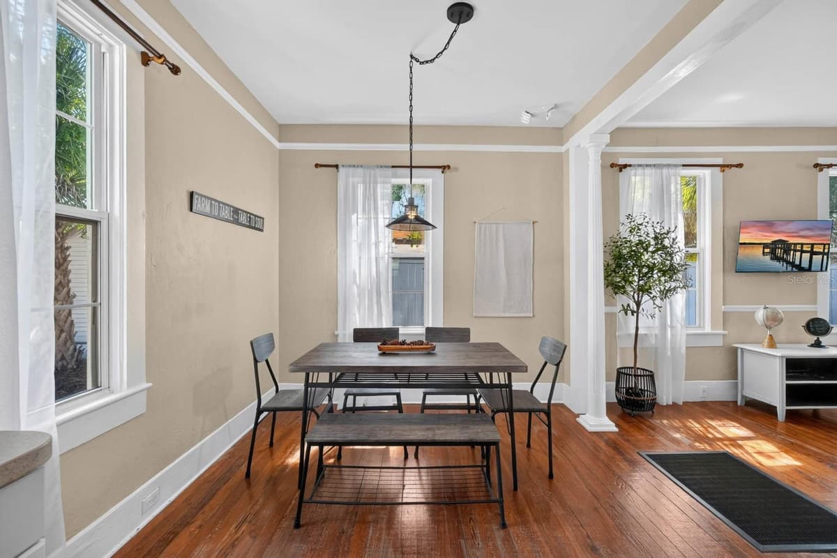 28 JOINER STREET — photo 20 of 44
