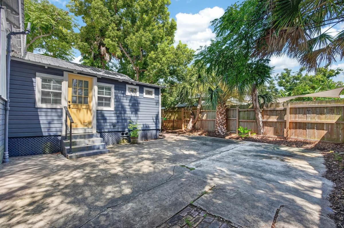 28 JOINER STREET — photo 36 of 44