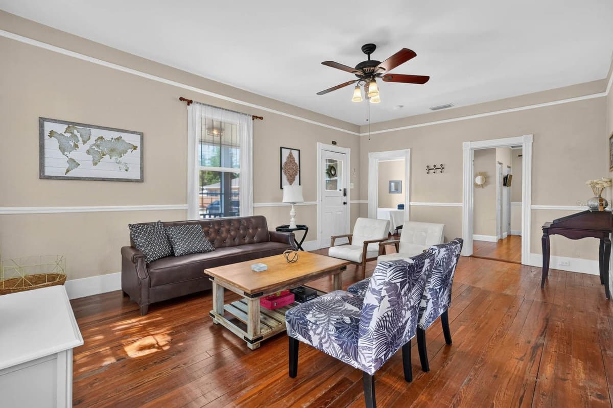 28 JOINER STREET — photo 14 of 44