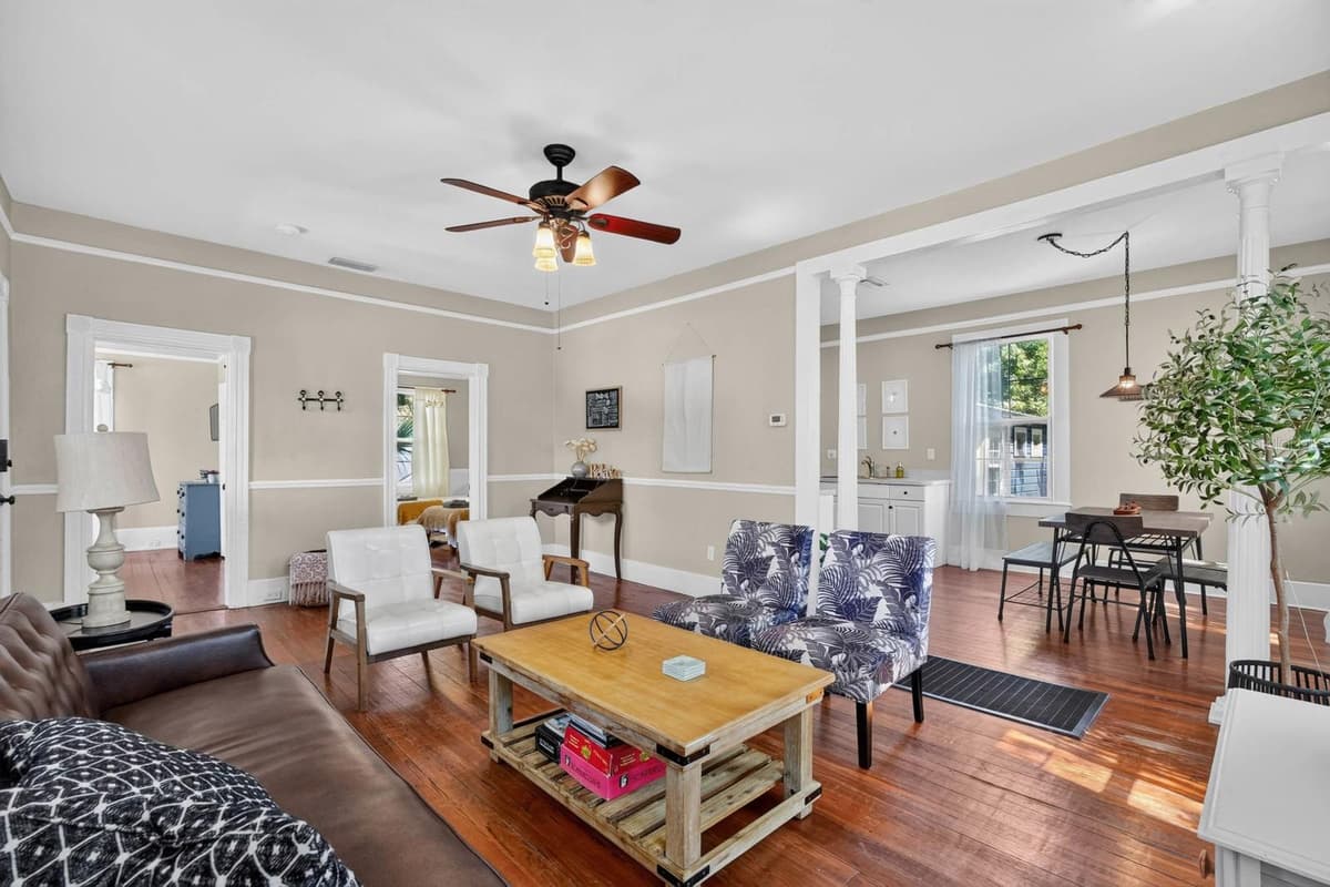 28 JOINER STREET — photo 13 of 44