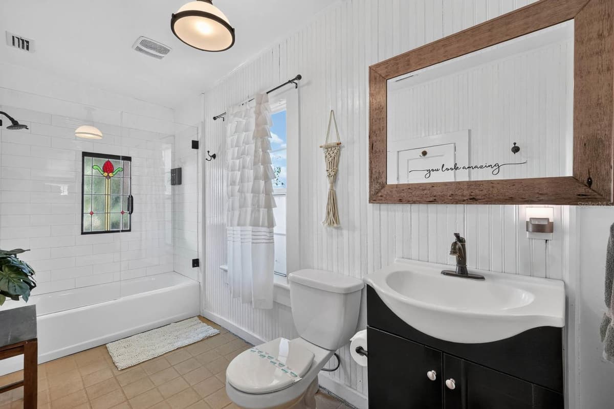 28 JOINER STREET — photo 24 of 44