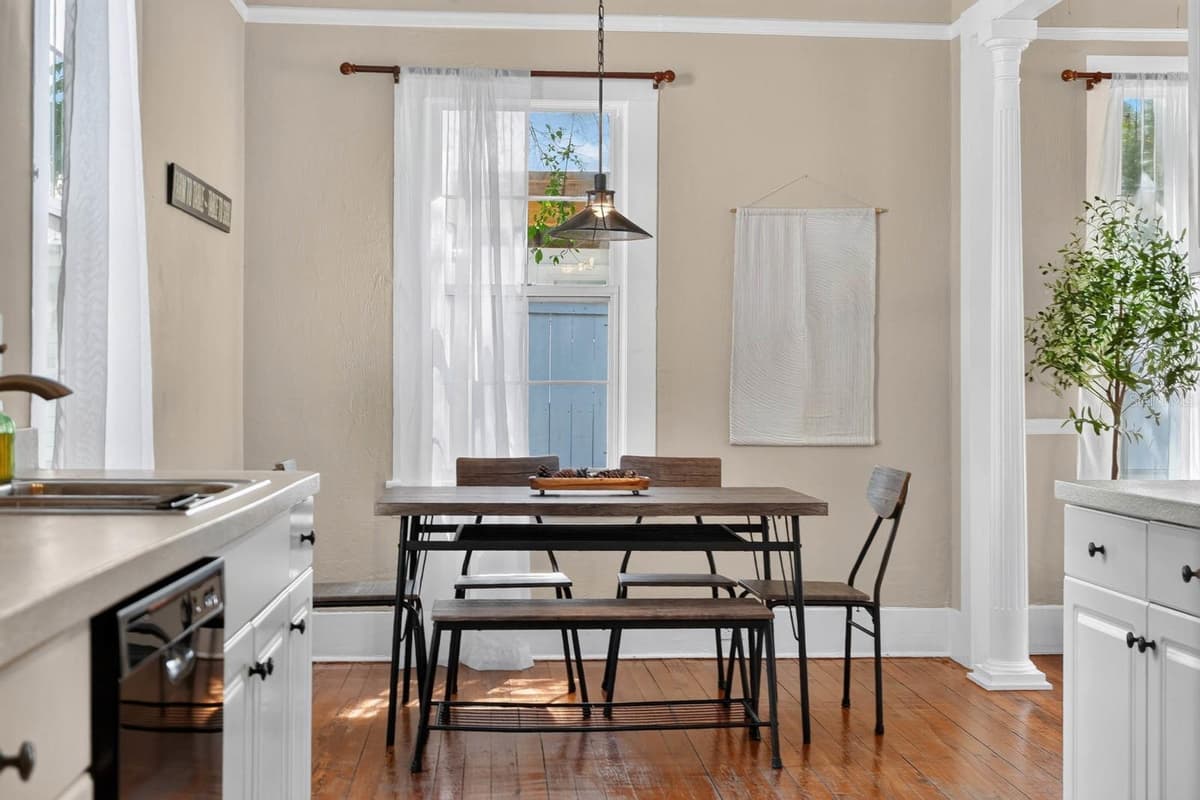 28 JOINER STREET — photo 21 of 44