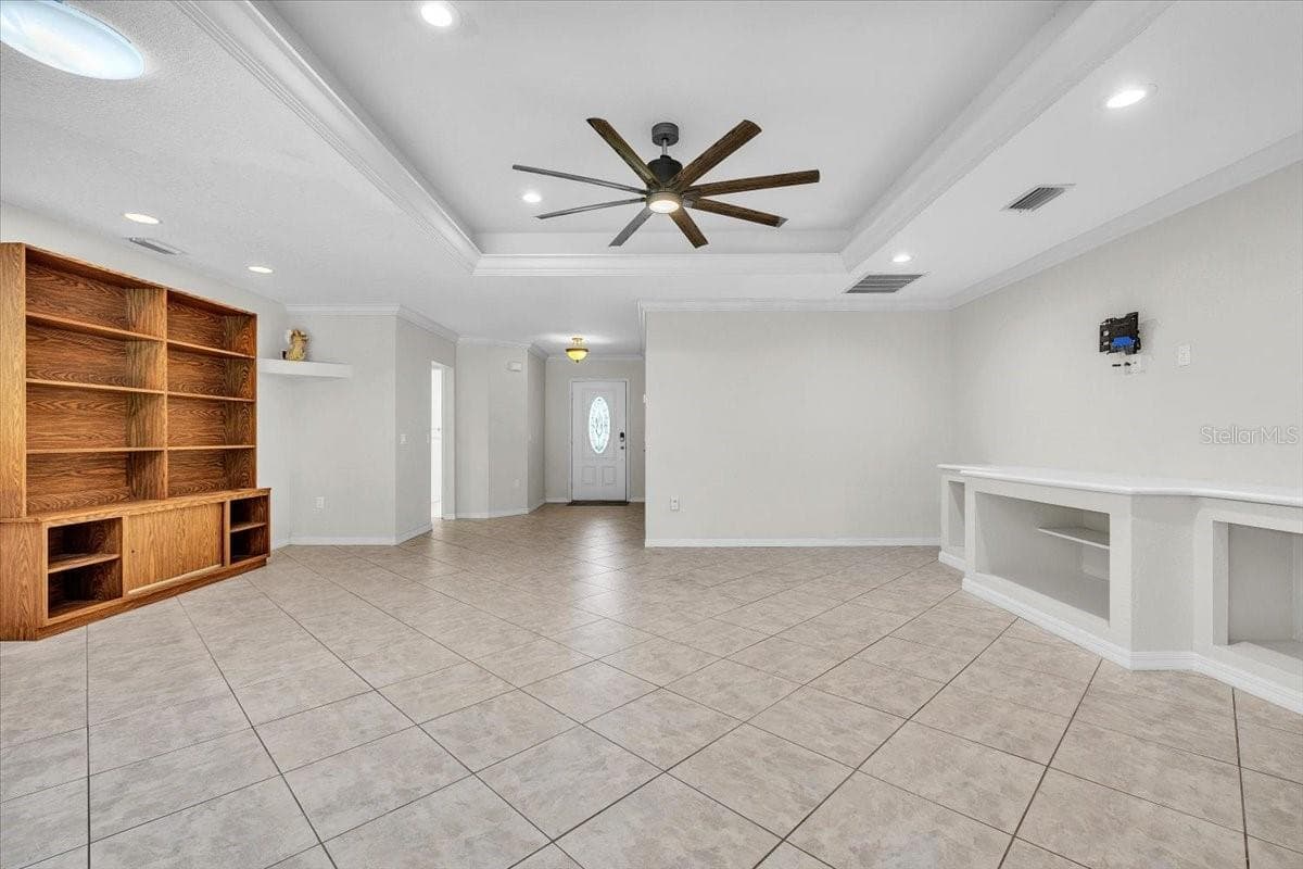 23230 STELLING AVENUE — photo 6 of 42