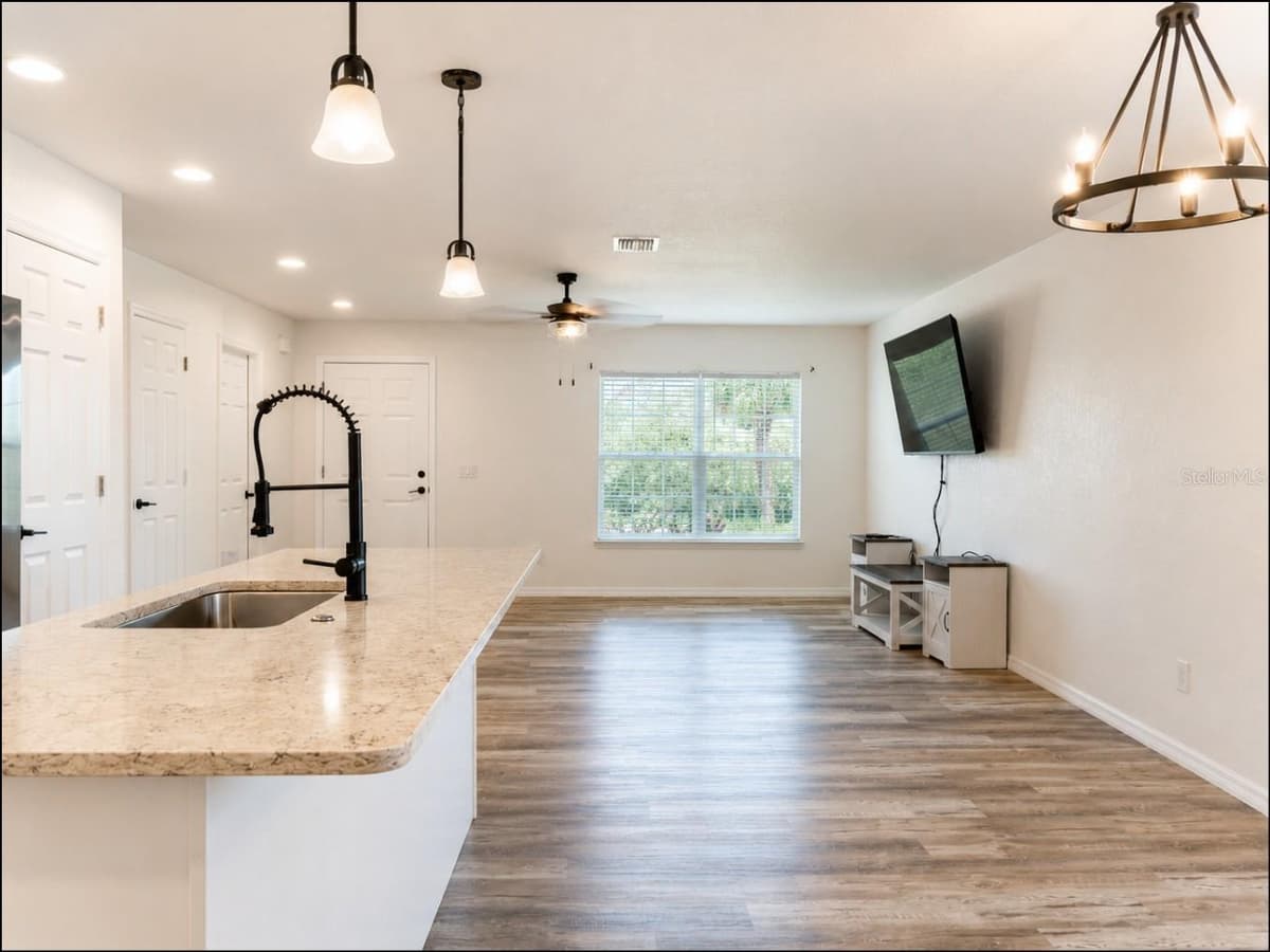 318 EUCALYPTUS ROAD — photo 3 of 21