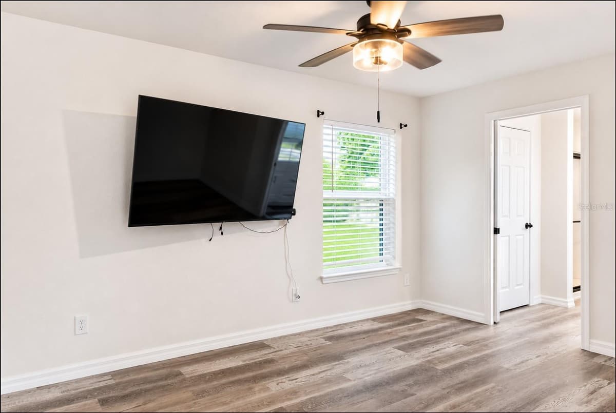 318 EUCALYPTUS ROAD — photo 10 of 21