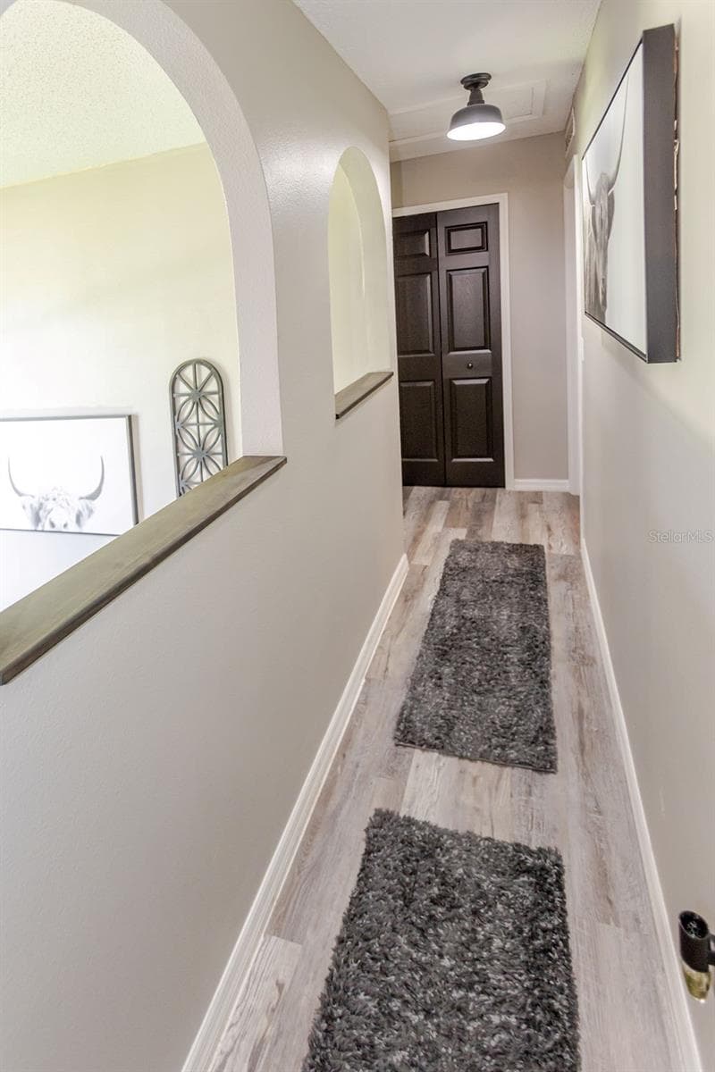 11083 MAYBIRD AVENUE — photo 48 of 89