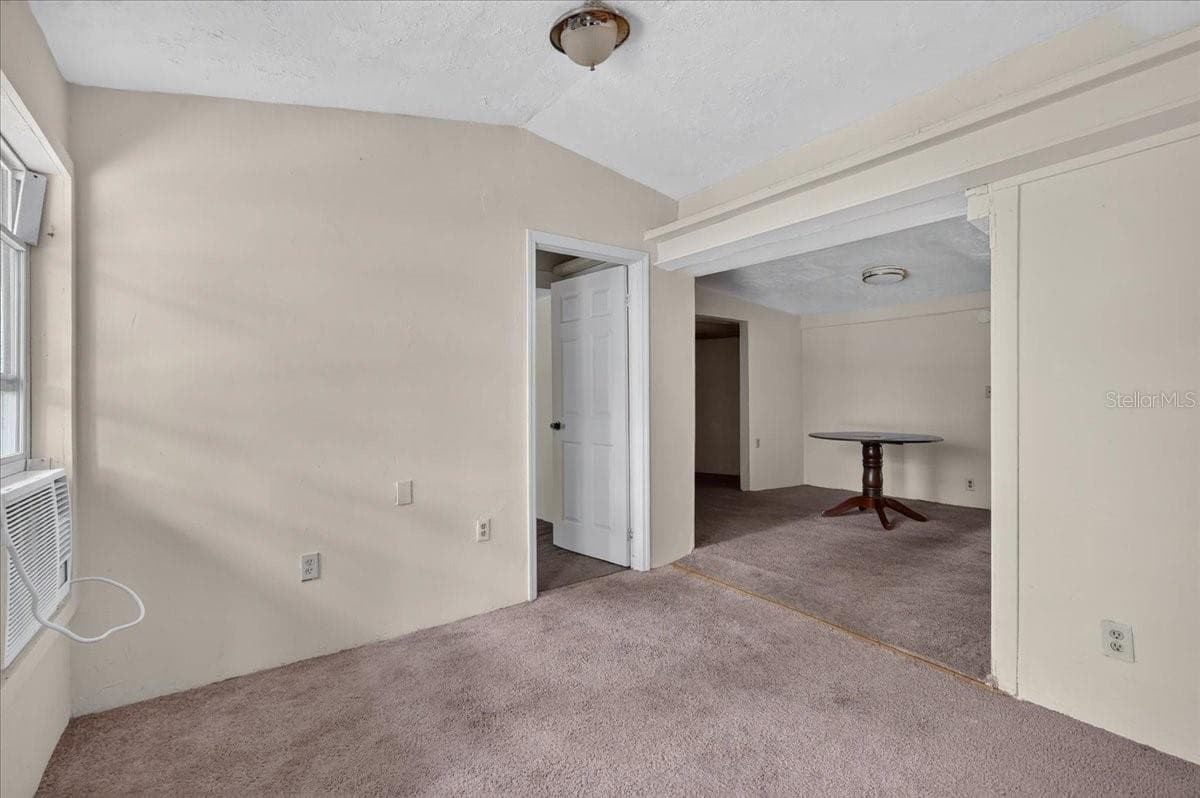 130 WINDY HILLS ROAD — photo 33 of 78