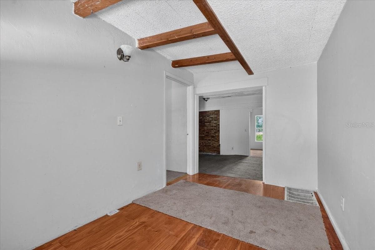 130 WINDY HILLS ROAD — photo 7 of 78
