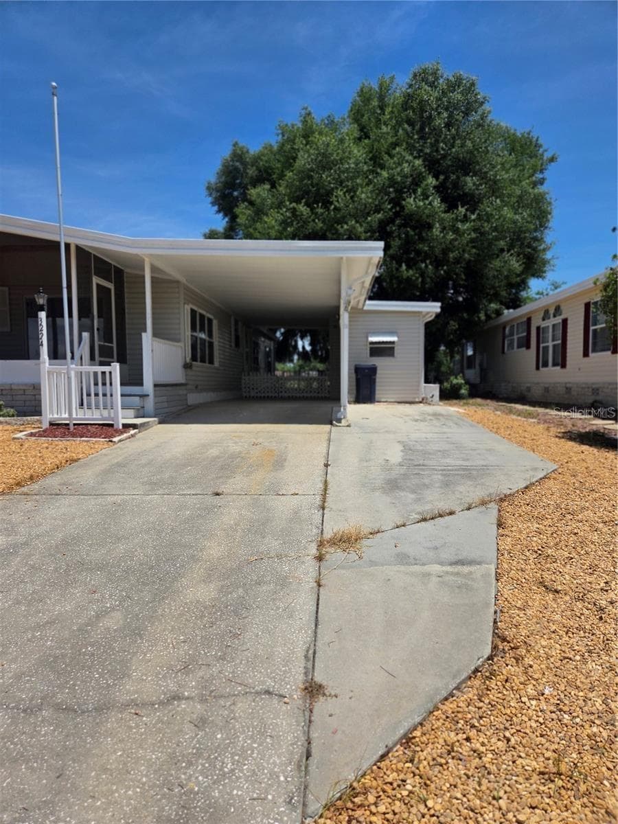3224 MANATEE ROAD — photo 3 of 50