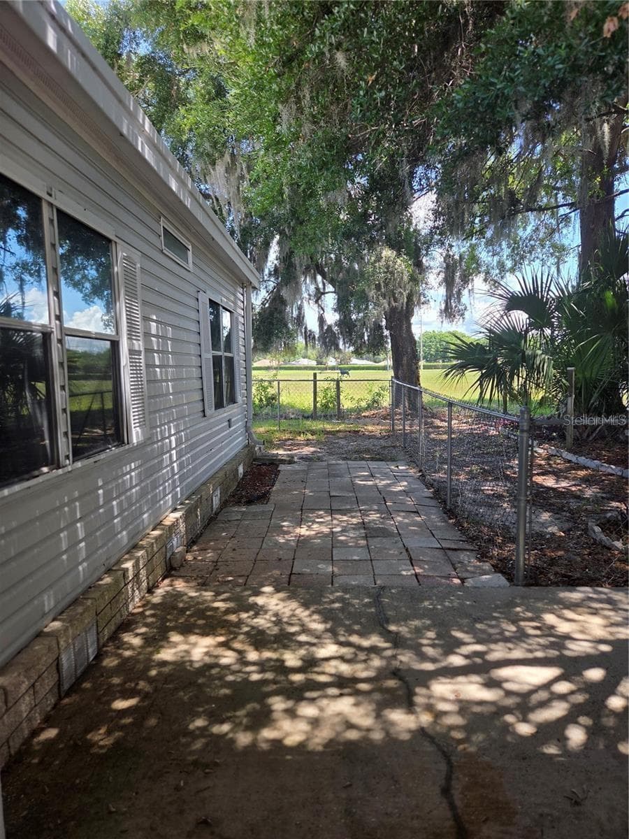 3224 MANATEE ROAD — photo 26 of 50