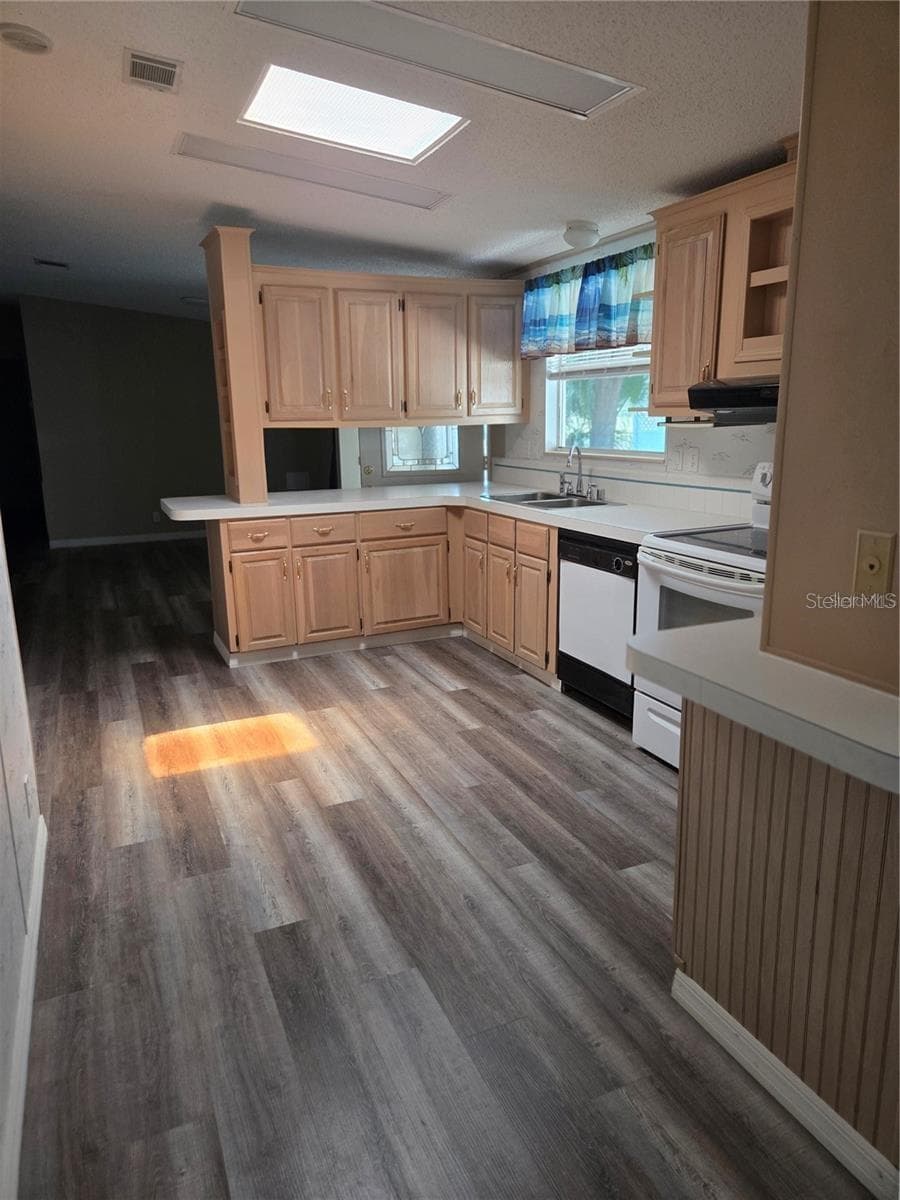 3224 MANATEE ROAD — photo 18 of 50