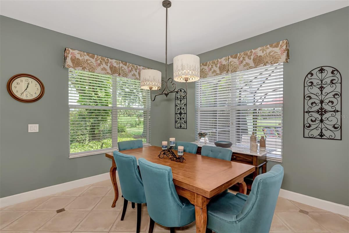 13392 GOLF POINTE DRIVE — photo 17 of 91